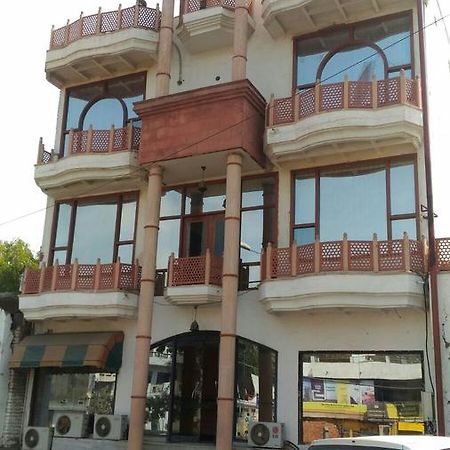 Hotel Kirandeep Agra Агра Екстериор снимка