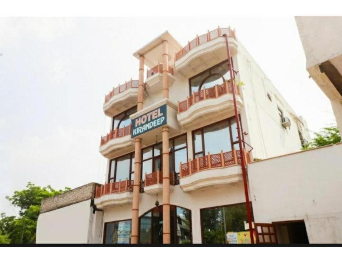 Hotel Kirandeep Agra Агра Екстериор снимка