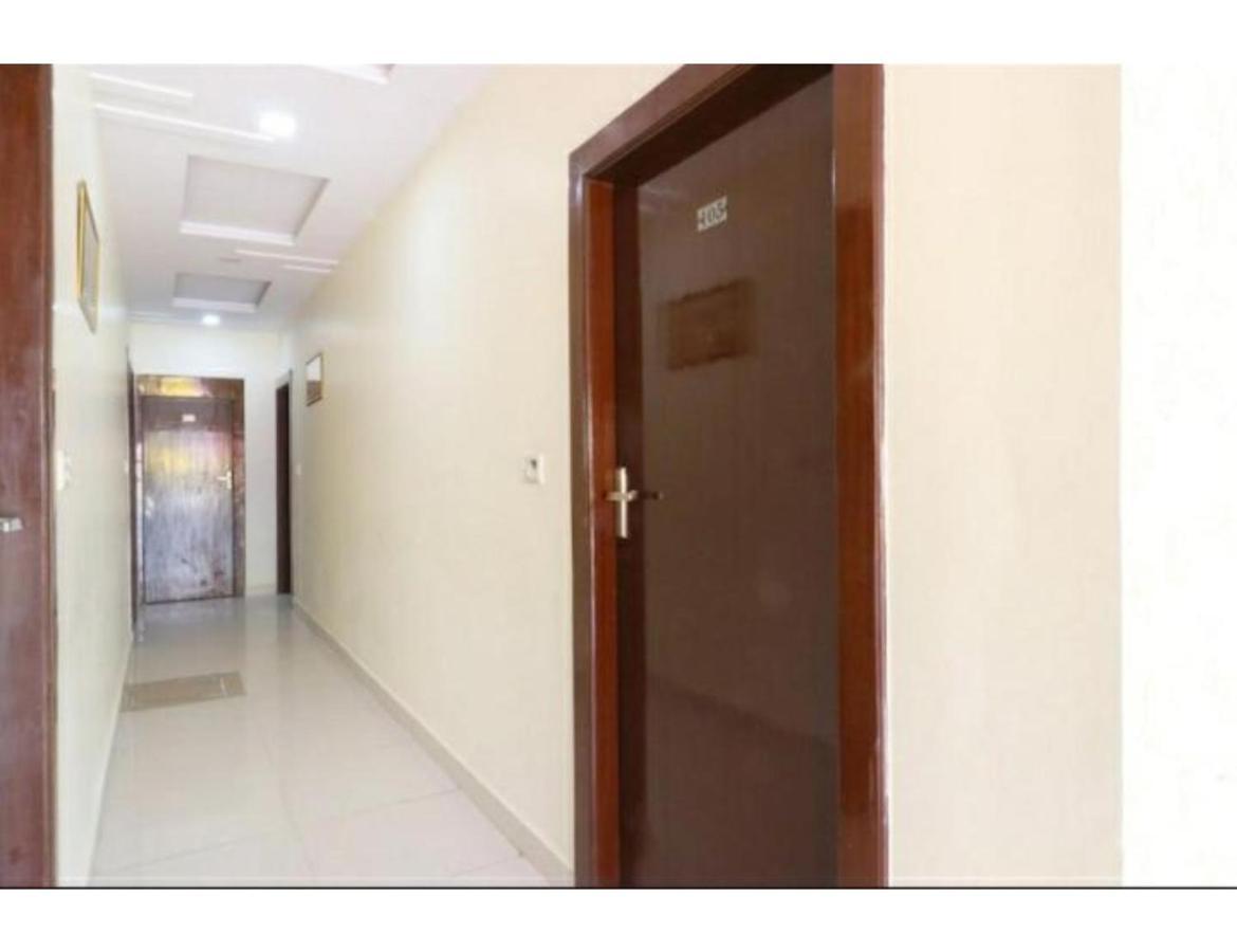 Hotel Kirandeep Agra Агра Екстериор снимка