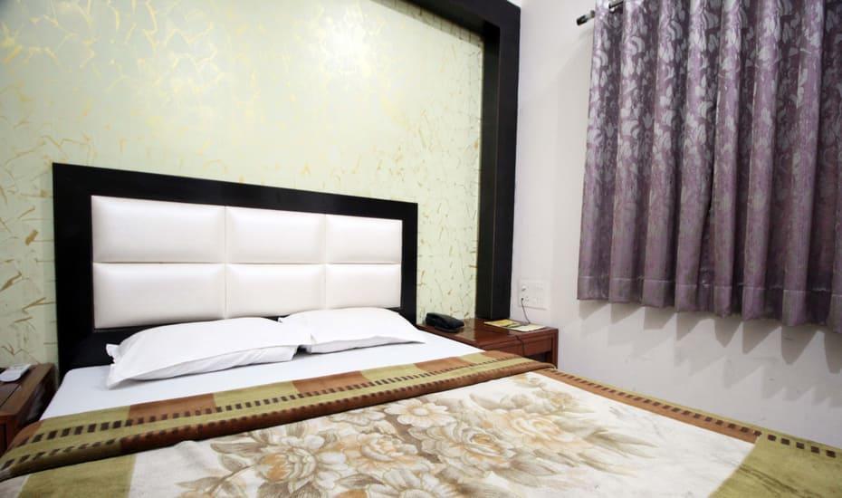 Hotel Kirandeep Agra Агра Екстериор снимка