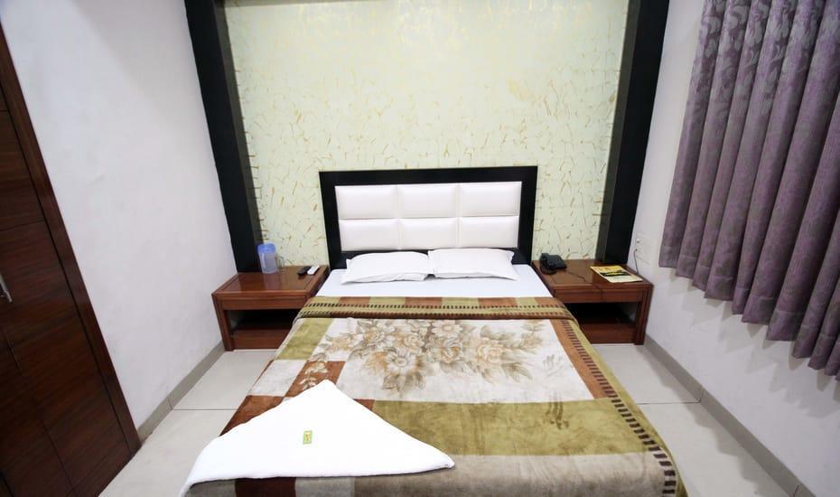 Hotel Kirandeep Agra Агра Екстериор снимка